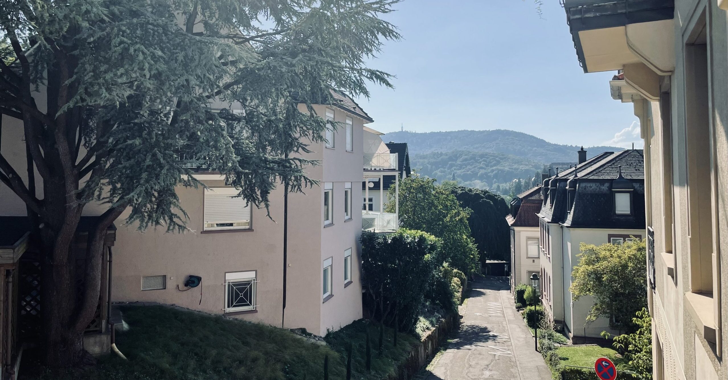 Häuser mit Eigentumswohnungen, die in Baden-Württemberg eine WEG-Verwaltung benötigen.